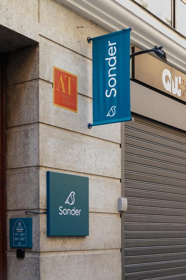 Апарт отель Sonder Santa Ana Мадрид Экстерьер фото